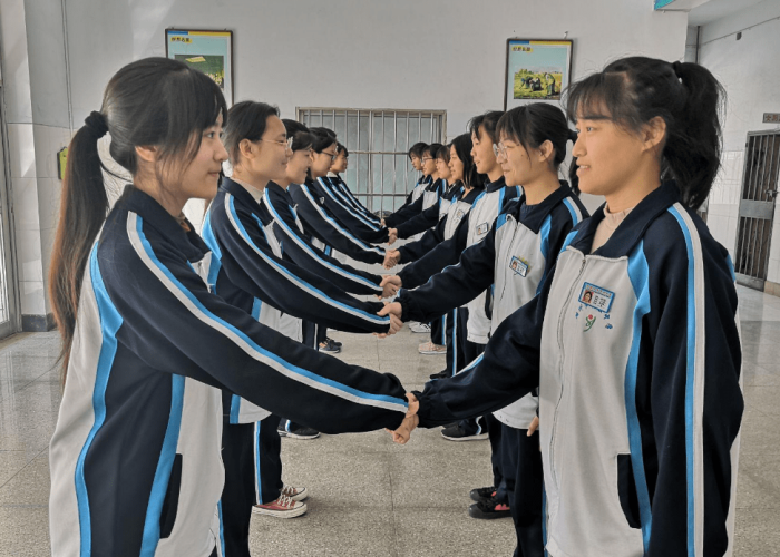 疫情开始与结束时间地点变化图片，疫情从开始到结束