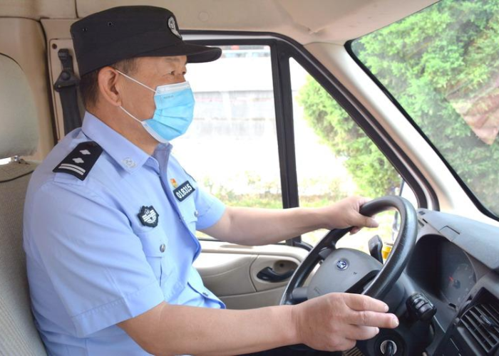 疫情地图颜色与疫情级别的关系，疫情地图颜色是什么意思