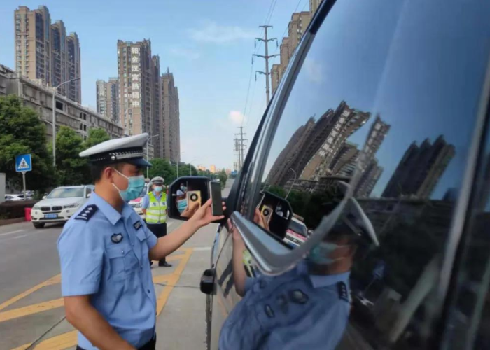 疫情三年是哪三年疫苗接种时间，一疫三年
