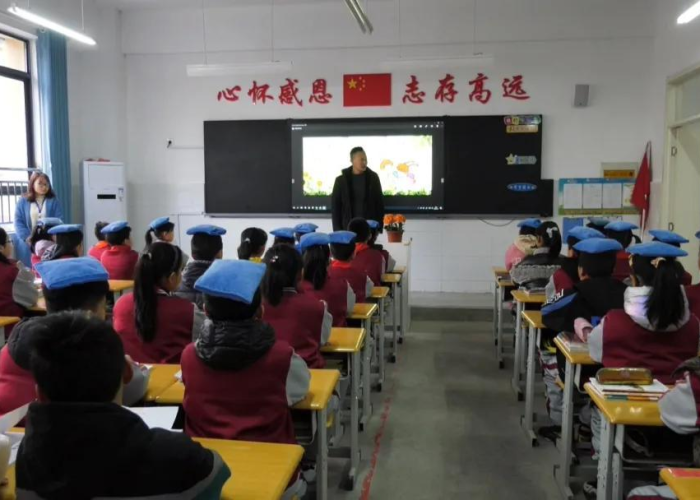 疫情期间家庭教育方面的内容简短，疫情期间家庭教育的七个抓手