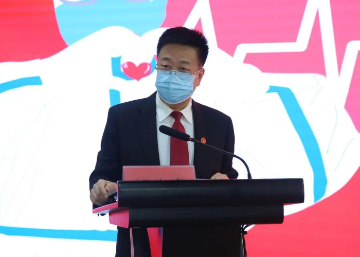 疫情期间的英雄事迹和人物故事，10个简短的英雄事迹