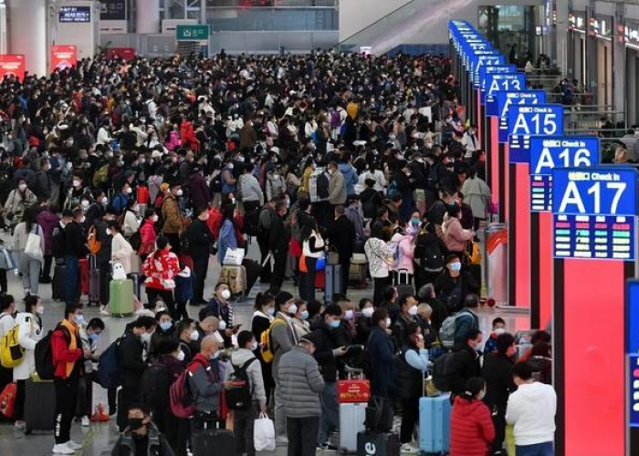 疫情三年一共死亡多少那年升时，疫情发生几年