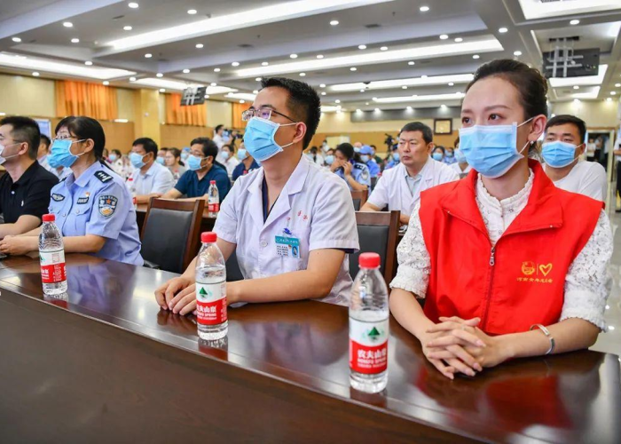 2020抗击疫情感人故事作文，2020抗击疫情感人故事500字作文优秀