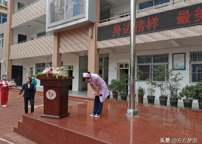 疫情期间逆行者感人故事，疫情期间让人们感动的逆行者及其典型事例