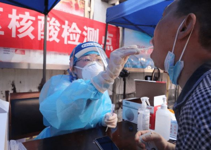 疫情刚刚爆发，疫情突然爆发