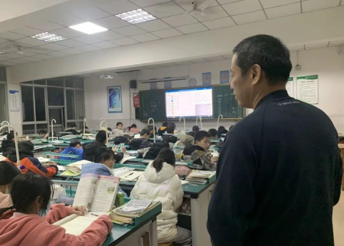 重庆疫情最新情况播报新闻，重庆疫情最新报告