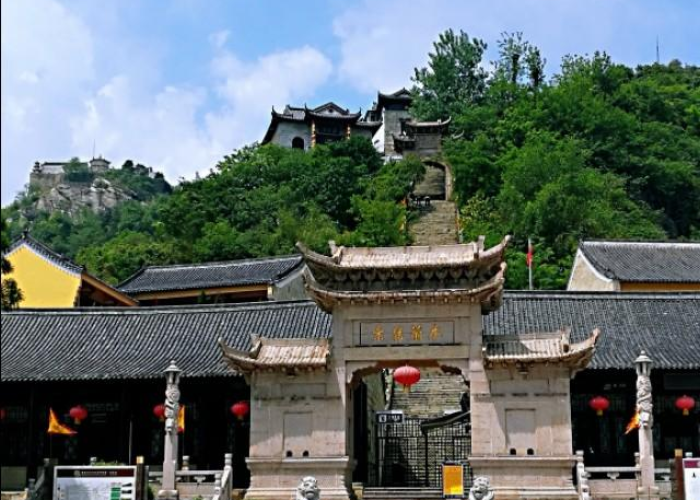武汉疫情结束时间是哪一年，武汉疫情结束是几月几日