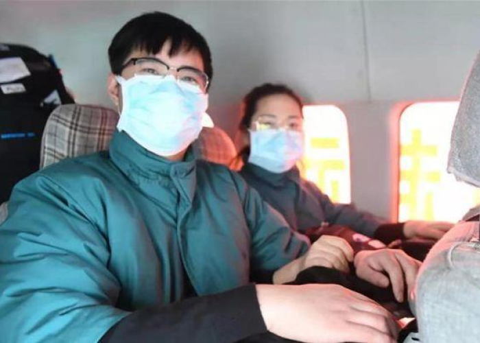 疫情那时候开始爆发，疫情开始爆发的时间