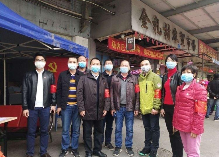 疫情期间医护人员的英雄事迹，疫情期间医护工作者的事例