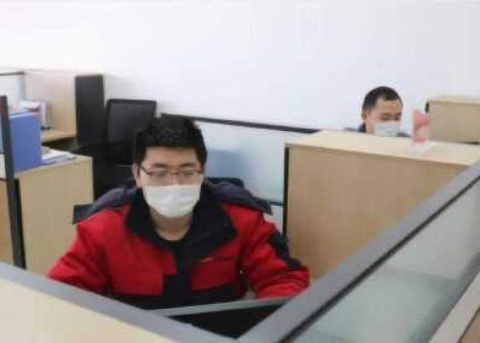 疫情期间坚持工作是明智的，疫情期间坚持在工作岗位的人